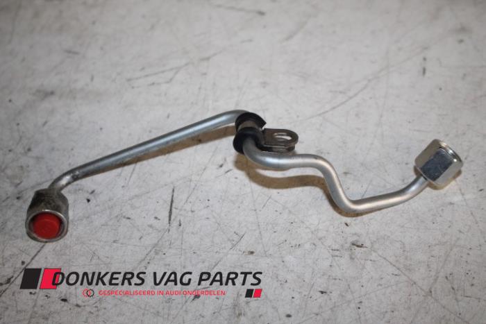 Usagé Conduit de carburant Audi Q5 (8RB) 2.0 TDI 16V Quattro Prix € 25,00 Prix TTC proposé par Donkers VAG Parts