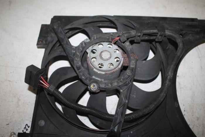 Cooling fans from a Audi A3