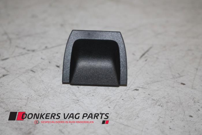 Begagnade Ljussensor Audi A8 (D4) 4.0 V8 32V TFSI Quattro Pris € 17,00 Inklusive moms erbjuds av Donkers VAG Parts