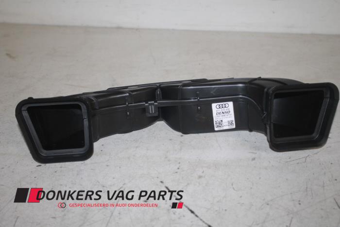 Begagnade Lufttratt Audi A8 (D4) 4.0 V8 32V TFSI Quattro Pris € 14,99 Inklusive moms erbjuds av Donkers VAG Parts