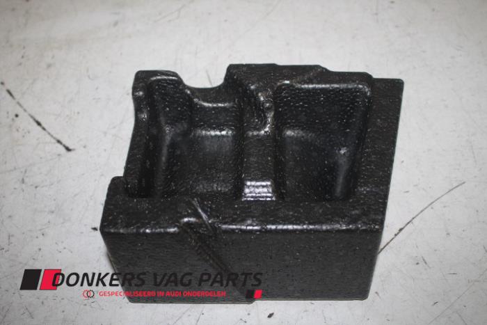 Gebrauchte Sonstige Audi A8 (D4) 4.0 V8 32V TFSI Quattro Preis € 5,00 Mit Mehrwertsteuer angeboten von Donkers VAG Parts