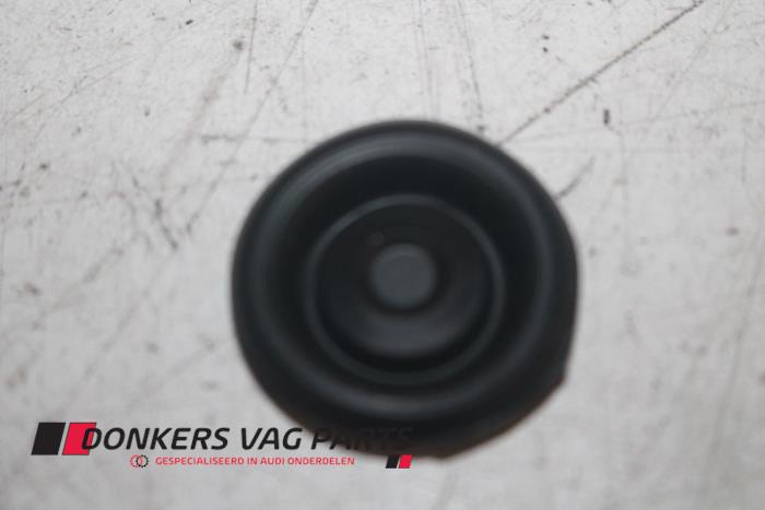 Begagnade Diverse Audi RS 6 Avant (C7) 4.0 V8 TFSI 32V Pris € 0,99 Inklusive moms erbjuds av Donkers VAG Parts