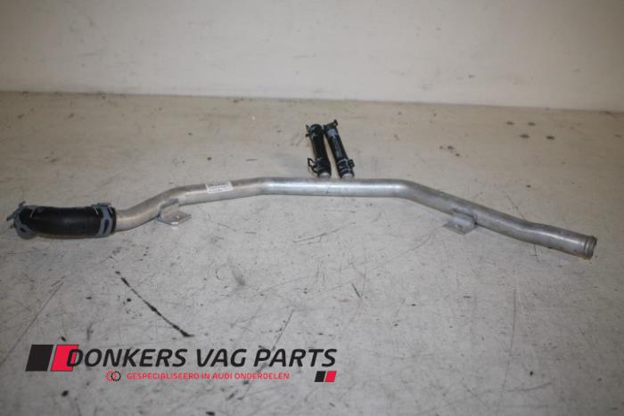 Begagnade Vattenrör Audi RS 6 Avant (C7) 4.0 V8 TFSI 32V Pris € 40,00 Inklusive moms erbjuds av Donkers VAG Parts