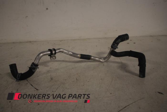 Begagnade Vattenrör Audi RS 6 Avant (C7) 4.0 V8 TFSI 32V Pris € 20,00 Inklusive moms erbjuds av Donkers VAG Parts