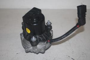 Used Secondary pump Audi RS6 Price € 200,00 Margin scheme offered by Autoparts Veghel