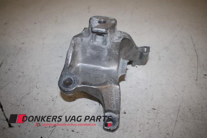 Used Engine mount Audi RS 6 Avant (C7) 4.0 V8 TFSI 32V Price € 20,00 Inclusive VAT offered by Donkers VAG Parts