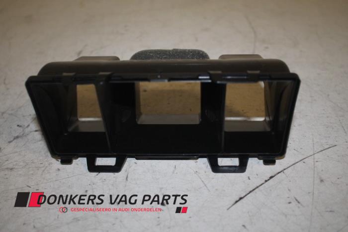 Begagnade Lufttratt Audi A5 Sportback (F5A/F5F) 2.0 TFSI 16V Quattro Pris € 5,00 Inklusive moms erbjuds av Donkers VAG Parts