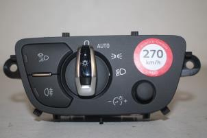 Usagé Commutateur lumière Audi RS4 Prix € 75,00 Règlement à la marge proposé par Autoparts Veghel