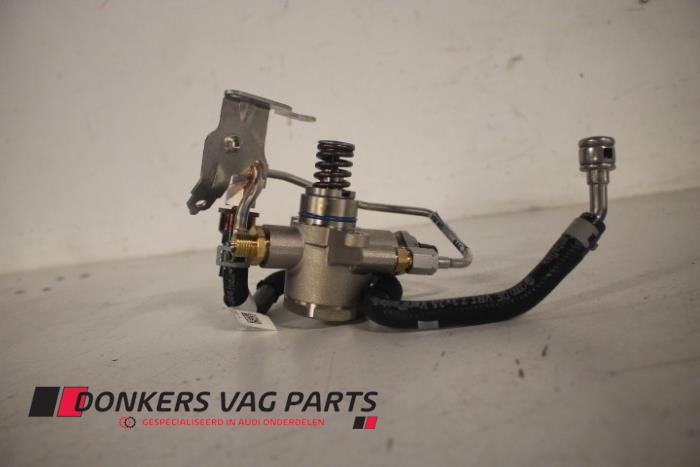 Usagé Pompe à carburant Audi RS 4 Avant (B9) 2.9 V6 TFSI 24V Prix € 350,02 Prix TTC proposé par Donkers VAG Parts