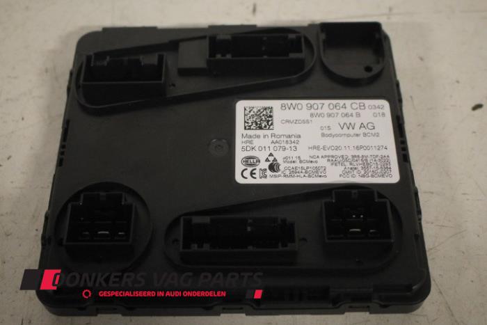 Używane Modul Comfort Audi RS 4 Avant (B9) 2.9 V6 TFSI 24V Cena € 200,01 Z VAT oferowane przez Donkers VAG Parts