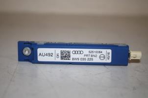 Used Antenna Amplifier Audi RS4 Price € 20,00 Margin scheme offered by Autoparts Veghel