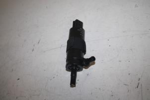 Usados Bomba de rociador de faro Audi RS4 Precio € 40,00 Norma de margen ofrecido por Autoparts Veghel