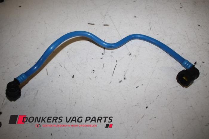 Begagnade Bränsleledning Audi RS 4 Avant (B9) 2.9 V6 TFSI 24V Pris € 11,99 Inklusive moms erbjuds av Donkers VAG Parts