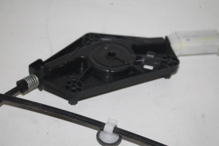 Window mechanism 4-door, front right from a Audi A5 2015