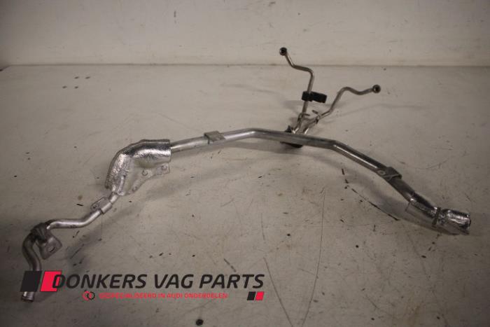 Begagnade Vattenrör Audi RS 6 Avant (C7) 4.0 V8 TFSI Performance 32V Pris € 75,00 Inklusive moms erbjuds av Donkers VAG Parts