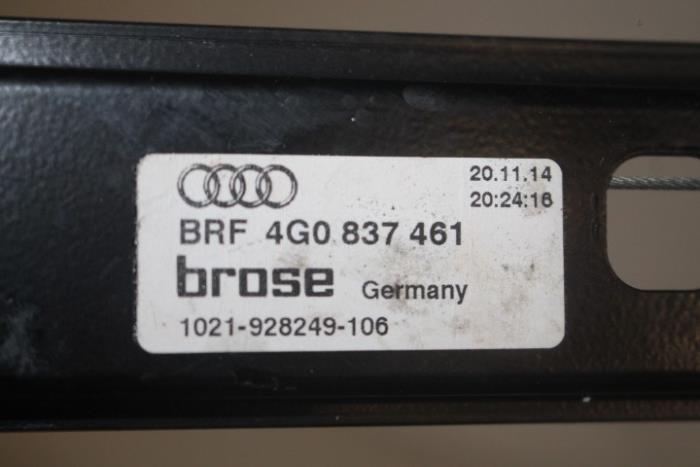 Mechanizm szyby lewej przedniej wersja 4-drzwiowa z Audi RS6 2016
