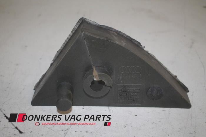 Używane Rózne Audi RS7 Sportback (4GA/4GF) 4.0 V8 TFSI 32V Cena € 5,00 Z VAT oferowane przez Donkers VAG Parts