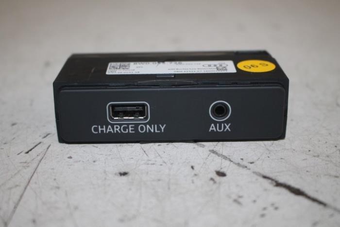AUX / USB-Anschluss van een Audi A4