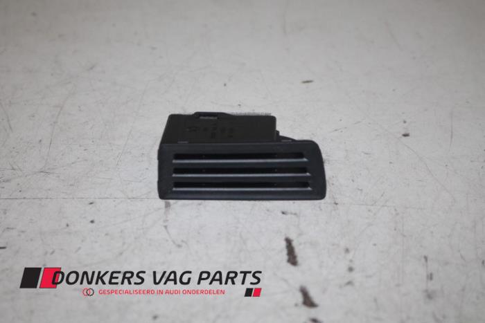 Używane Rózne Audi A5 (8T3) 1.8 TFSI 16V Cena € 3,00 Procedura marży oferowane przez Donkers VAG Parts