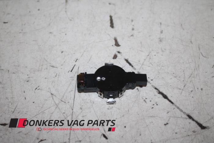 Begagnade Ljussensor Audi A5 (8T3) 1.8 TFSI 16V Pris € 75,00 Marginaltabell erbjuds av Donkers VAG Parts