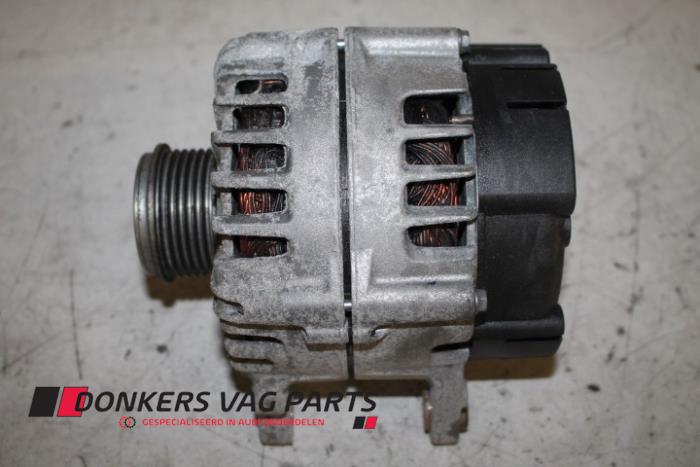 Usagé Dynamo Audi A6 (C7) 3.0 TDI V6 24V BiTurbo Quattro Prix € 75,00 Règlement à la marge proposé par Donkers VAG Parts