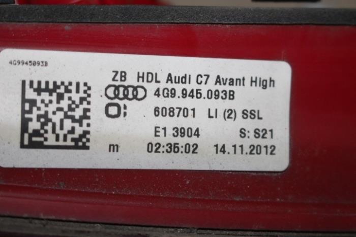 Rücklicht links van een Audi S6 Avant (C7) 4.0 V8 TFSI 2012
