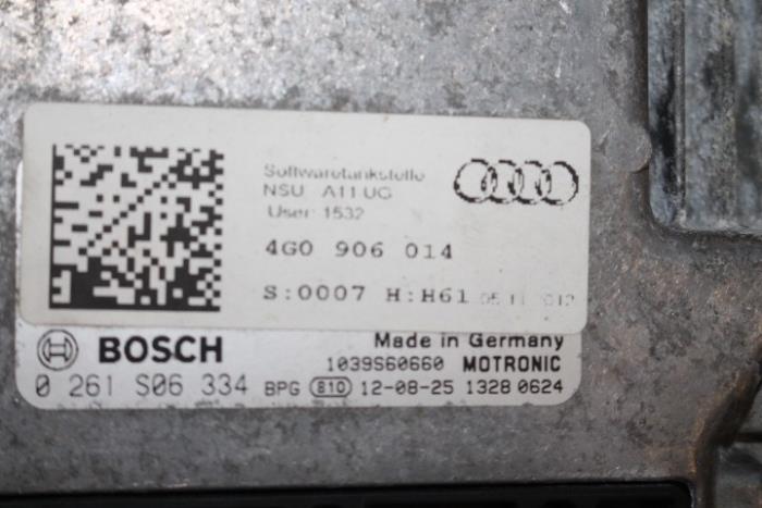 Steuergerät Motormanagement van een Audi S6 Avant (C7) 4.0 V8 TFSI 2012