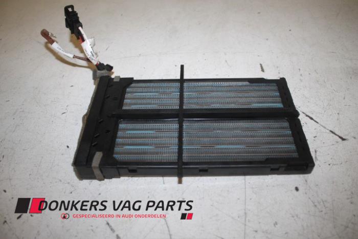 Używane Element grzewczy Audi A4 Cena € 100,00 Procedura marży oferowane przez Donkers VAG Parts