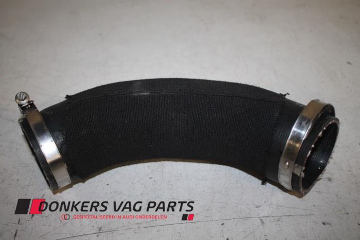 Gebrauchte Intercooler Schlauch Audi SQ5 (FYB/FYG) 3.0 TDI V6 24V Mild hybrid Preis € 50,00 Mit Mehrwertsteuer angeboten von Donkers VAG Parts