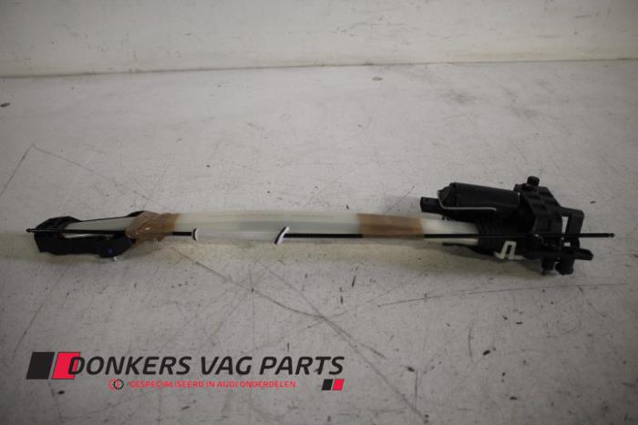 Używane Rózne Audi S8 (D4) 4.0 V8 TFSI 32V Cena € 75,00 Z VAT oferowane przez Donkers VAG Parts