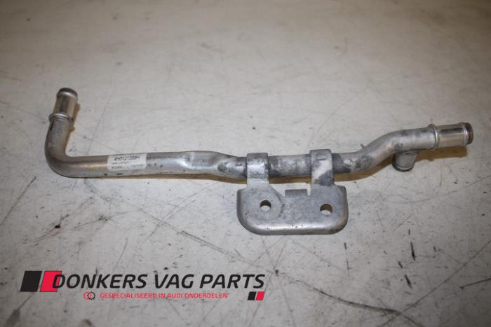 Begagnade Vattenrör Audi S8 (D4) 4.0 V8 TFSI 32V Pris € 20,00 Inklusive moms erbjuds av Donkers VAG Parts