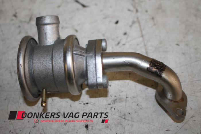Gebrauchte AGR Ventil Audi RS 6 Avant (C7) 4.0 V8 TFSI 32V Preis € 60,00 Mit Mehrwertsteuer angeboten von Donkers VAG Parts