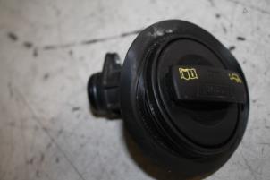 Used Oil fill pipe Audi RS6 Price € 10,00 Margin scheme offered by Autoparts Veghel