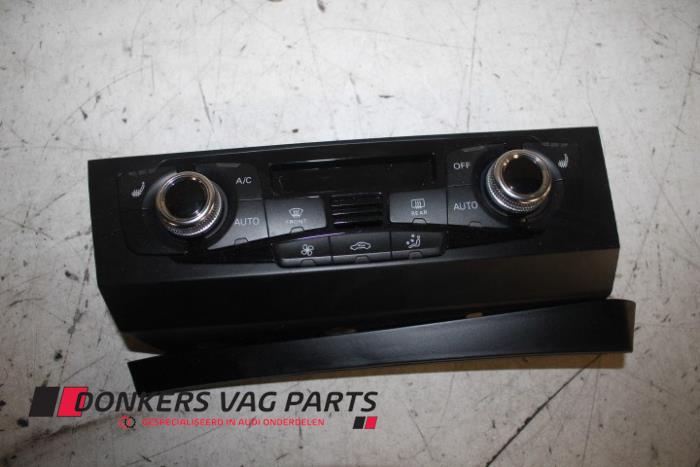 Używane Panel climatronic Audi SQ5 (8RB) 3.0 TDI V6 24V Cena € 50,00 Procedura marży oferowane przez Donkers VAG Parts