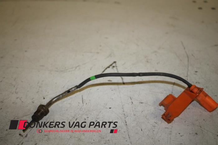 Usagé Capteur température d'Echappement Audi A4 Avant (B8) 2.0 TDI 16V Prix € 75,00 Règlement à la marge proposé par Donkers VAG Parts
