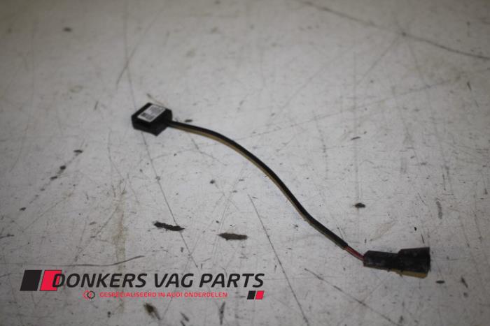 Używane Mikrofon Audi A6 (C7) 2.0 TDI 16V Cena € 15,00 Procedura marży oferowane przez Donkers VAG Parts