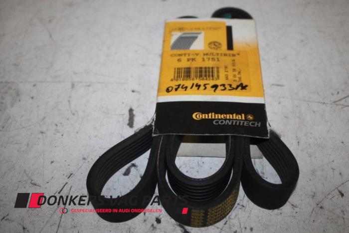 Nuevos Correa múltiple Audi Diversos Precio € 15,00 IVA incluido ofrecido por Donkers VAG Parts