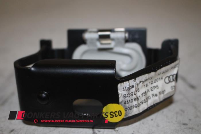 Usagé Divers Audi Q7 (4MB/4MG) 3.0 TDI V6 24V Prix € 10,00 Règlement à la marge proposé par Donkers VAG Parts