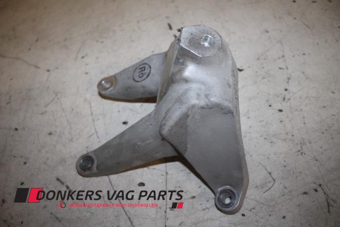 Used Engine mount Audi Q7 (4MB/4MG) 3.0 45 TFSI V6 24V Price € 25,00 Inclusive VAT offered by Donkers VAG Parts