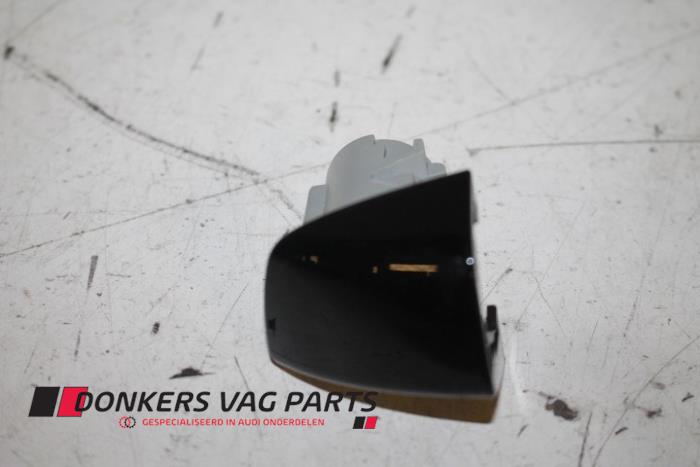 Usagé Divers Audi Q7 (4MB/4MG) 2.0 40 TFSI 16V Prix € 5,00 Prix TTC proposé par Donkers VAG Parts