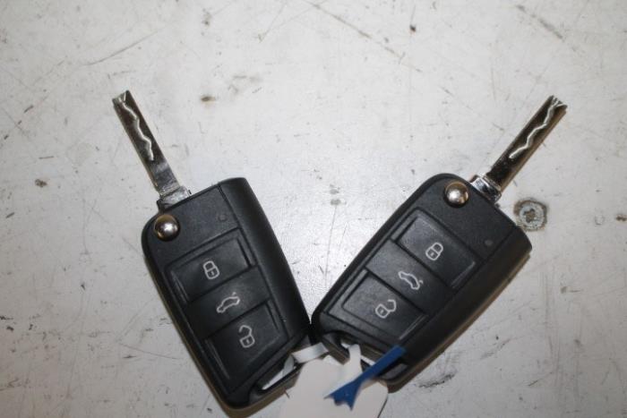 Schlüssel van een Volkswagen Polo 2016