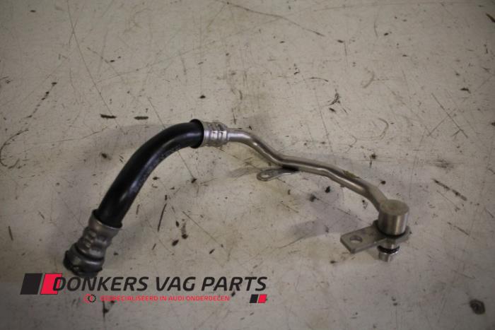 Usagé Conduite de pression d'huile Audi S8 (D3) 5.2 V10 40V Prix € 60,00 Règlement à la marge proposé par Donkers VAG Parts