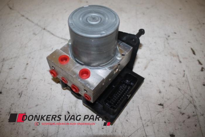 Usagé Pompe ABS Audi Q5 (8RB) 2.0 TFSI 16V Hybrid Quattro Prix € 500,03 Prix TTC proposé par Donkers VAG Parts