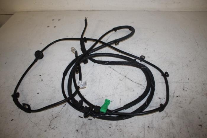 Cable (miscellaneous) from a Audi Q5