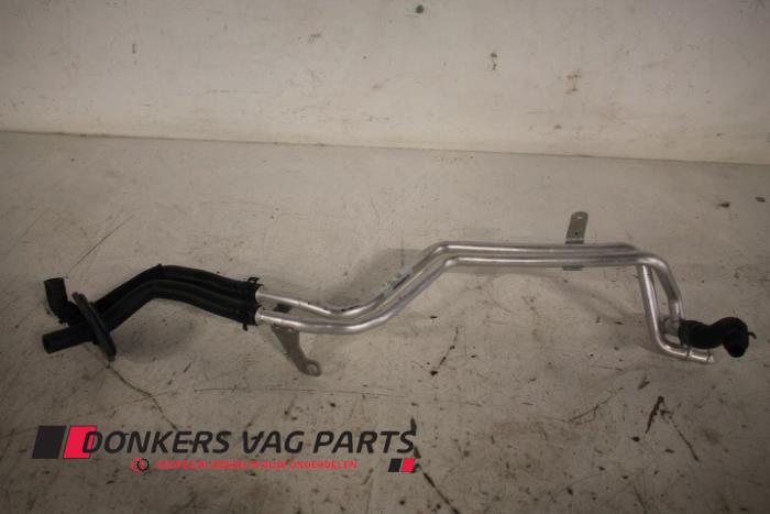 Begagnade Vattenrör Audi Q5 (8RB) 2.0 TFSI 16V Hybrid Quattro Pris € 40,00 Inklusive moms erbjuds av Donkers VAG Parts