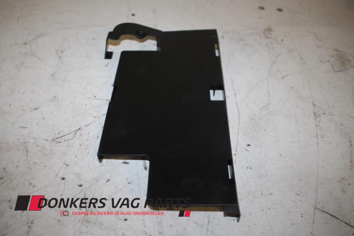 Begagnade Batterilock Audi A5 Cabrio (8F7) 3.0 TDI V6 24V Quattro Pris € 2,99 Inklusive moms erbjuds av Donkers VAG Parts