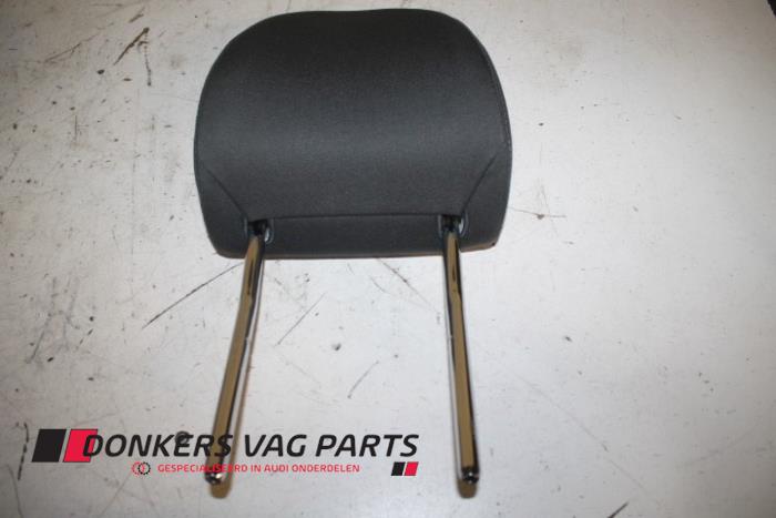 Używane Zaglówek Audi A5 Cabrio (8F7) 3.0 TDI V6 24V Quattro Cena € 30,00 Z VAT oferowane przez Donkers VAG Parts