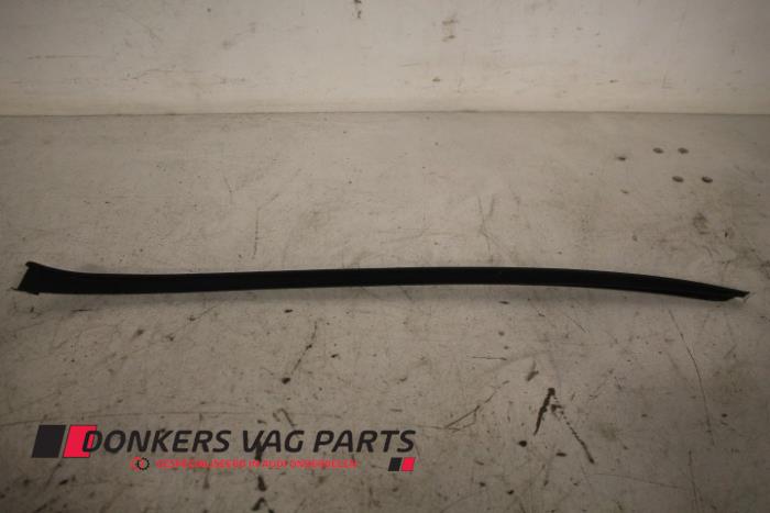 Usagé Divers Audi Q5 (8RB) 2.0 TDI 16V Quattro Prix € 5,00 Prix TTC proposé par Donkers VAG Parts