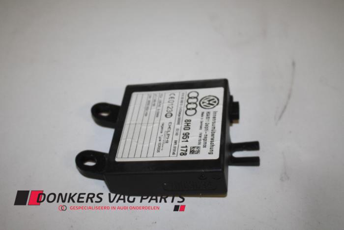 Begagnade Larmmodul Audi A4 Cabrio (B7) 3.2 FSI V6 24V Quattro Pris € 30,00 Marginaltabell erbjuds av Donkers VAG Parts