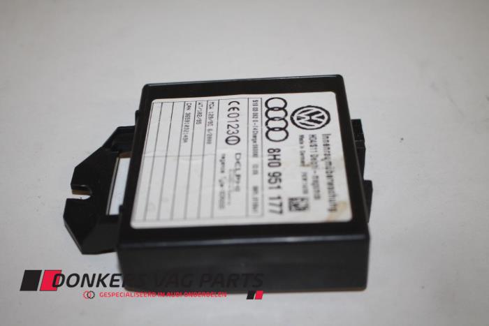 Begagnade Larmsensor Audi A4 Cabrio (B7) 3.2 FSI V6 24V Quattro Pris € 30,00 Marginaltabell erbjuds av Donkers VAG Parts